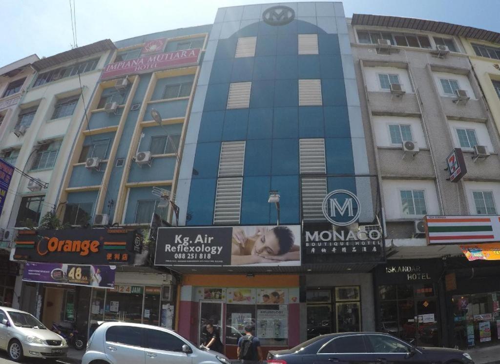 Monaco Boutique Kampung Air Kota Kinabalu